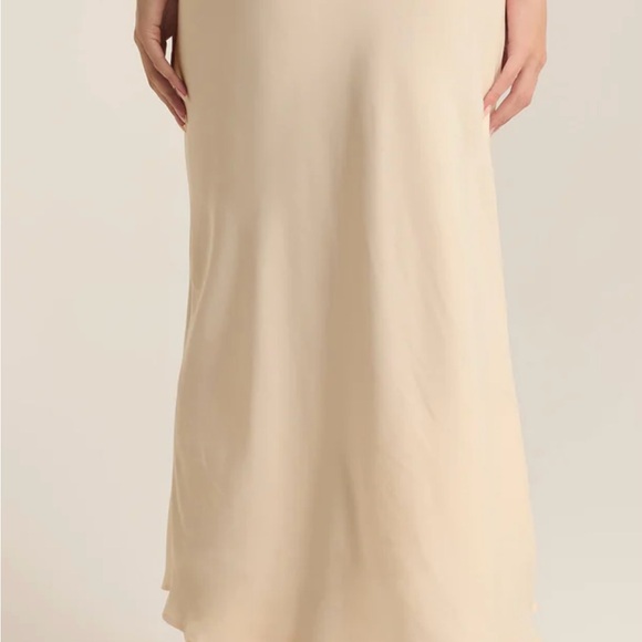 Z supply EUROPA LUXE SHEEN MIDI SKIRT size Small in: Sea salt. Great condition - Picture 4 of 5